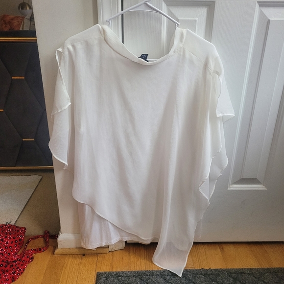 Top - Picture 2 of 2